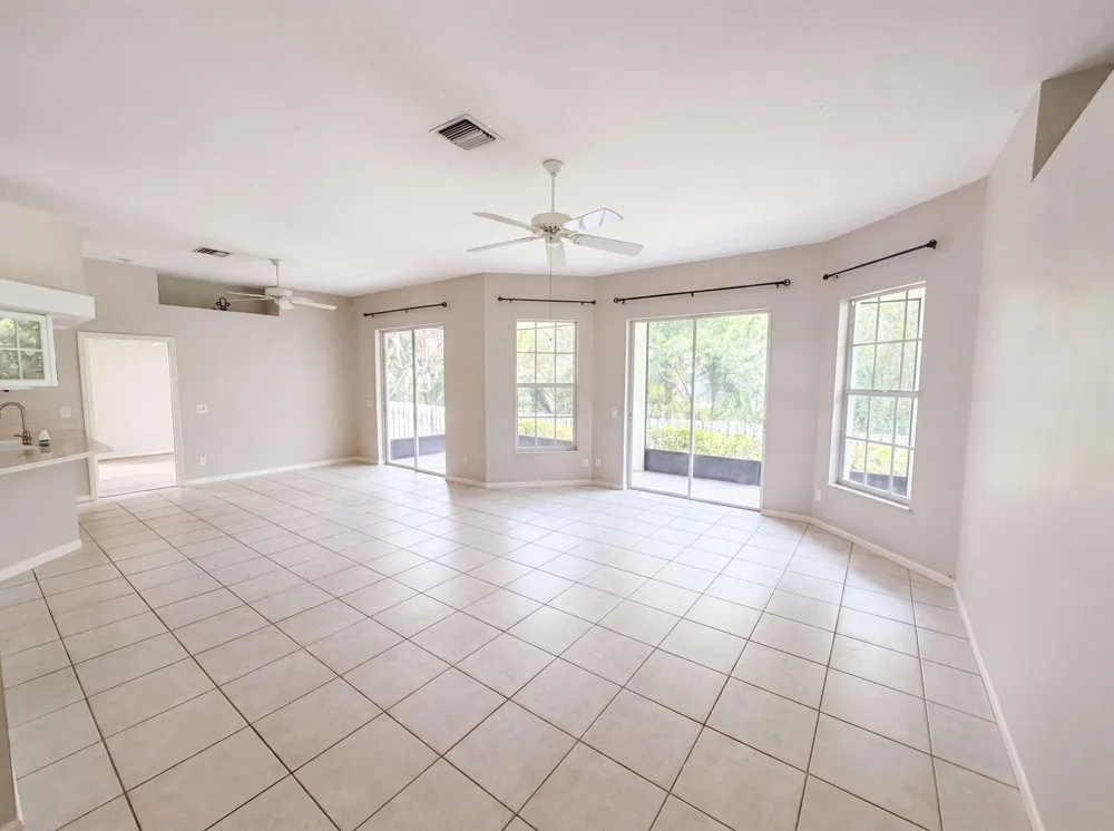 400 46th Vero Beach, FL 32968