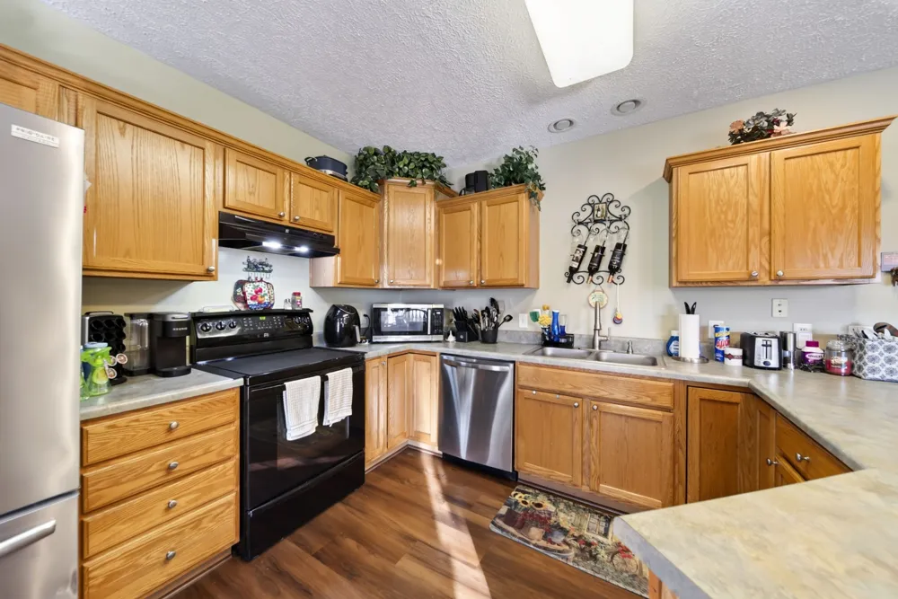 364 Ben Albert Rd Cottontown, TN 37048