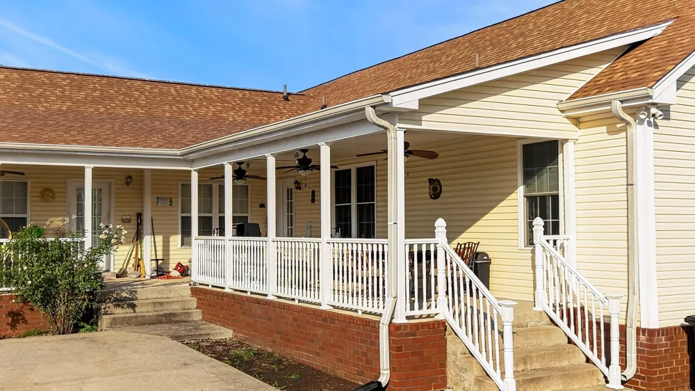 364 Ben Albert Rd Cottontown, TN 37048