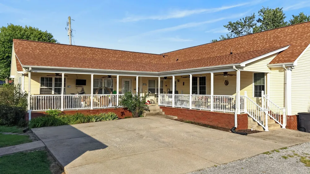 364 Ben Albert Rd Cottontown, TN 37048