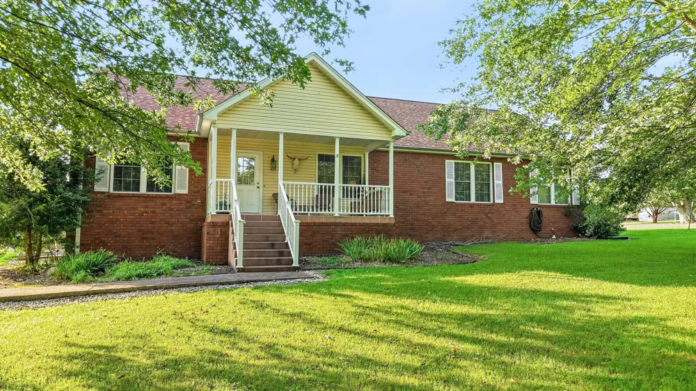 364 Ben Albert Rd Cottontown, TN 37048