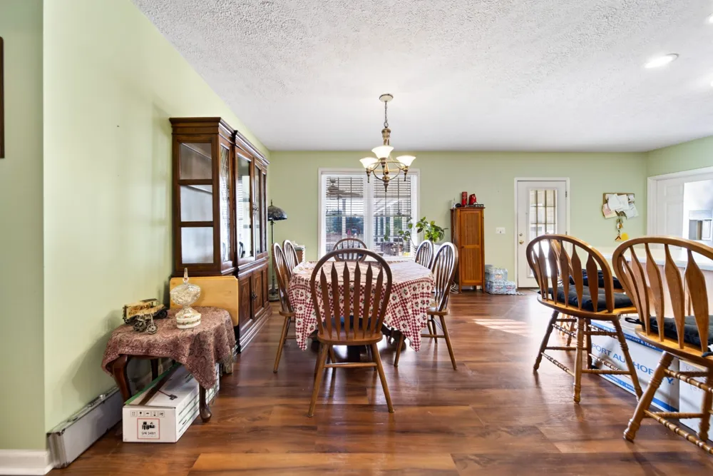 364 Ben Albert Rd Cottontown, TN 37048