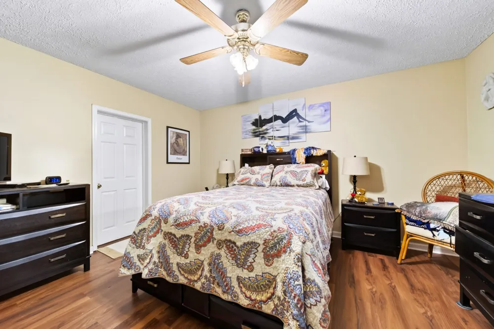 364 Ben Albert Rd Cottontown, TN 37048