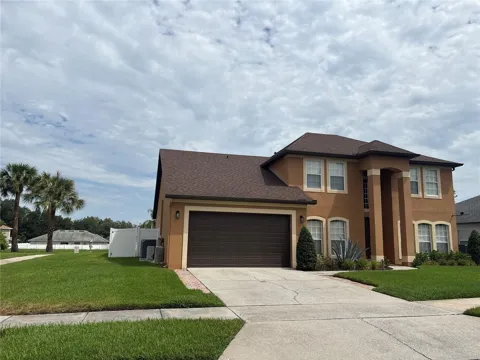 353 LAKE AMBERLEIGH DRIVE