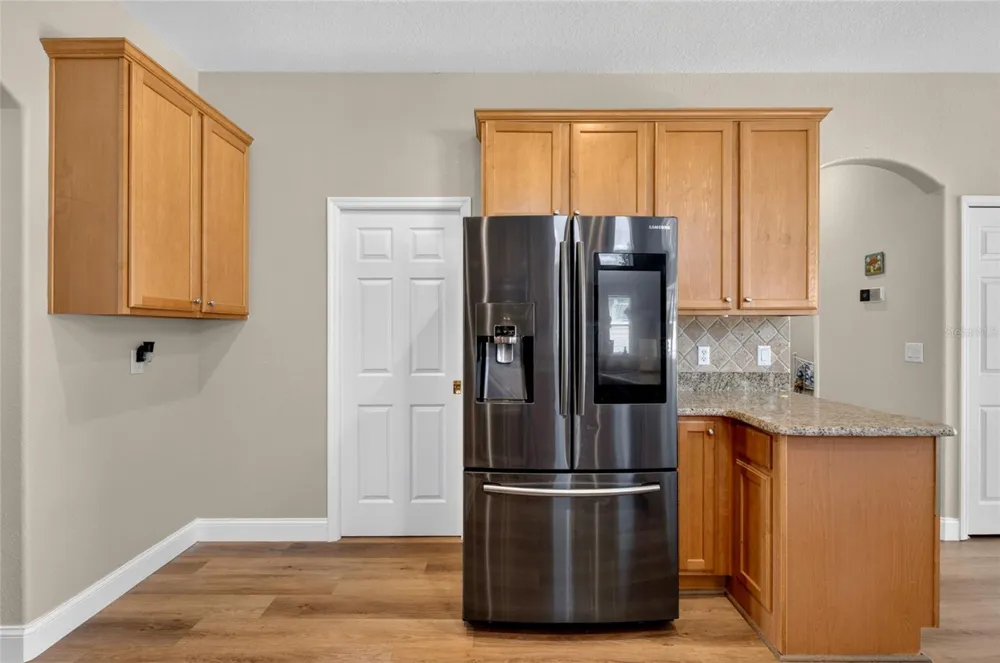 353 LAKE AMBERLEIGH DRIVE Winter Garden, FL 34787