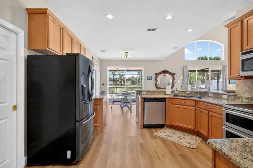 353 LAKE AMBERLEIGH DRIVE Winter Garden, FL 34787
