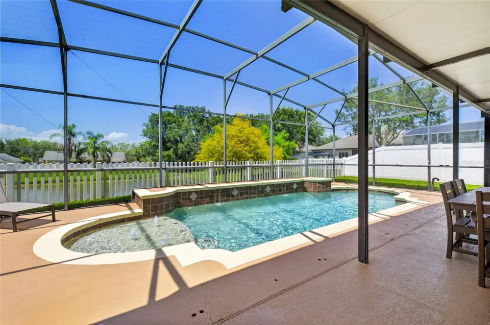 353 LAKE AMBERLEIGH DRIVE Winter Garden, FL 34787