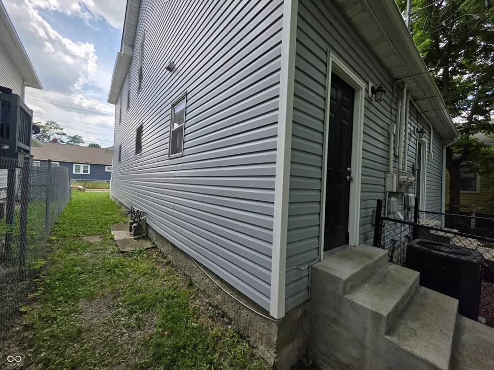 327 Sherman Drive Indianapolis, IN 46201