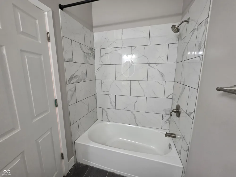 327 Sherman Drive Indianapolis, IN 46201