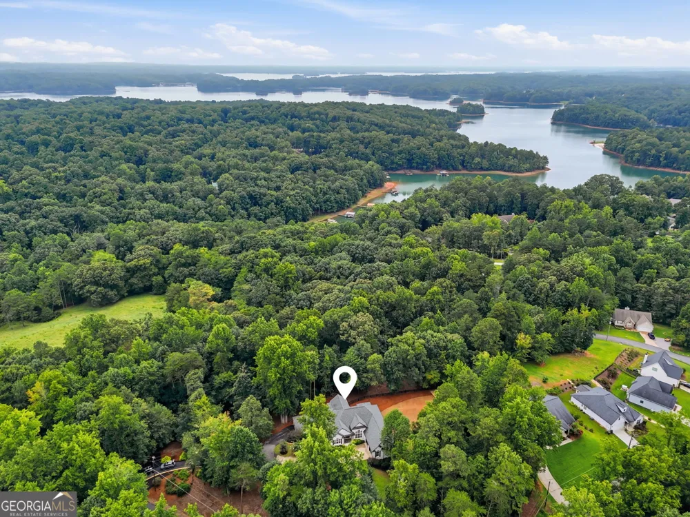 8665 Bay DR Gainesville, GA 30506