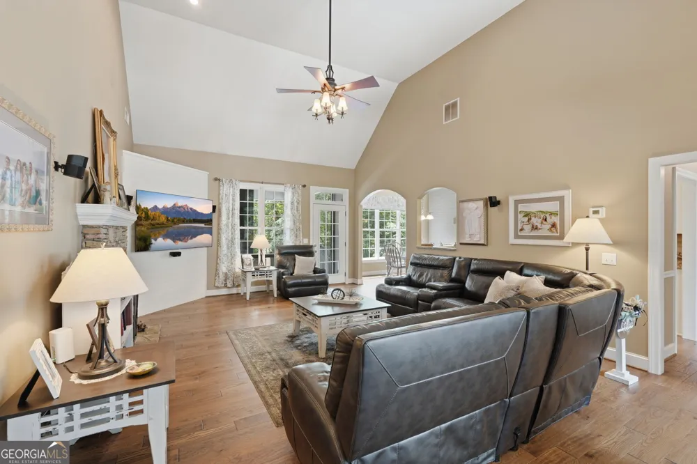 8665 Bay DR Gainesville, GA 30506