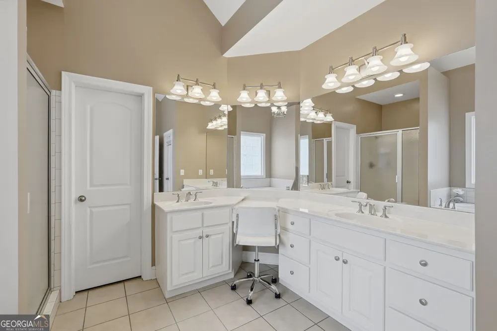 8665 Bay DR Gainesville, GA 30506