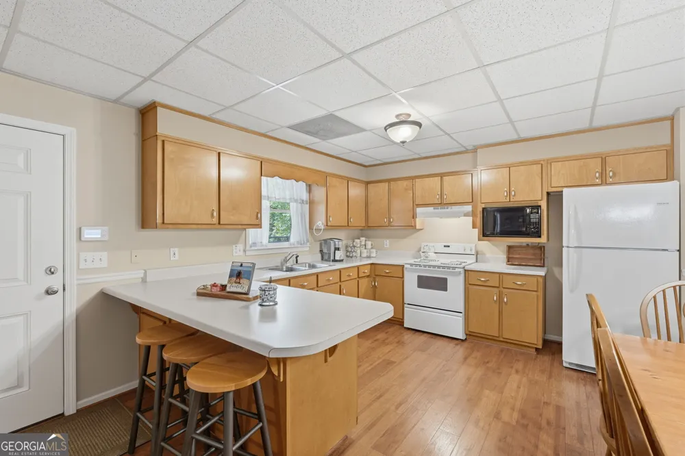 8665 Bay DR Gainesville, GA 30506