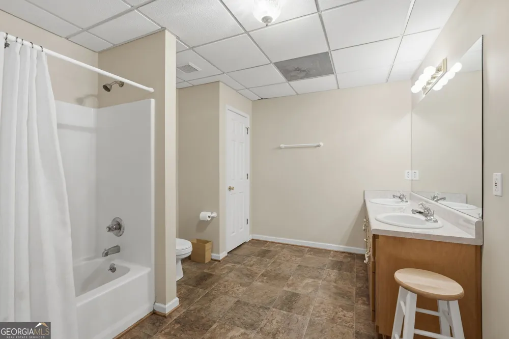 8665 Bay DR Gainesville, GA 30506