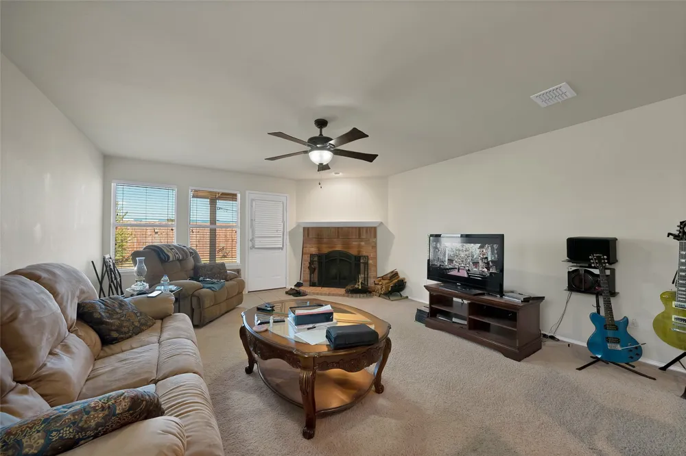 112 Blackforest Road Krum, TX 76249