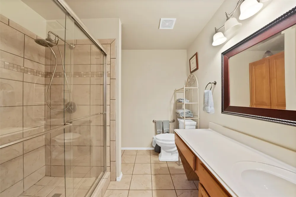 112 Blackforest Road Krum, TX 76249