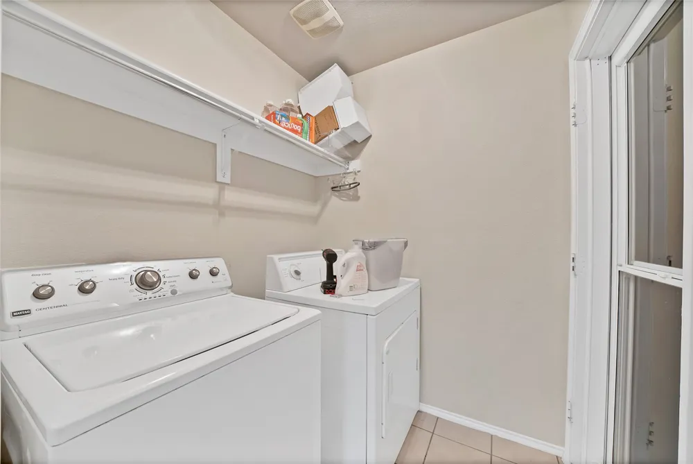 112 Blackforest Road Krum, TX 76249