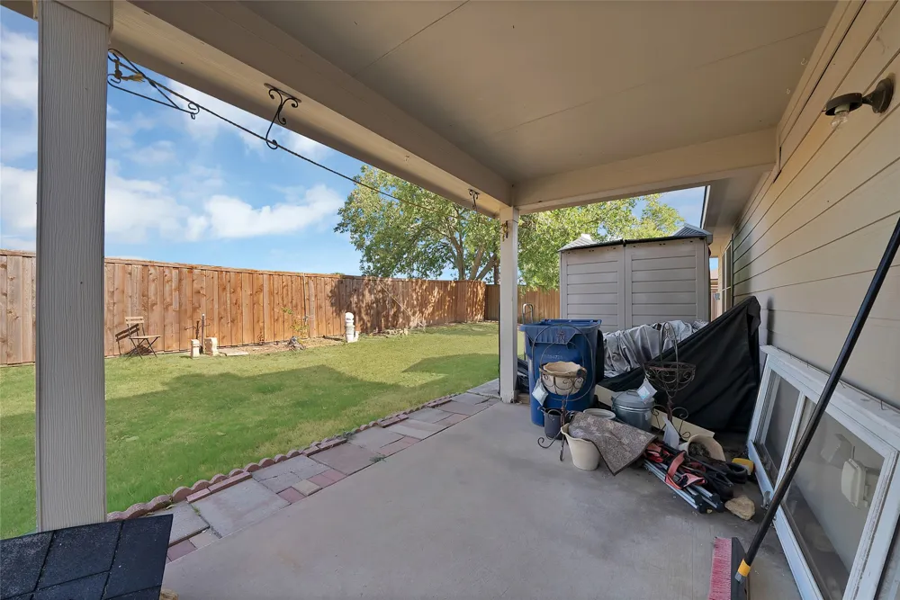112 Blackforest Road Krum, TX 76249