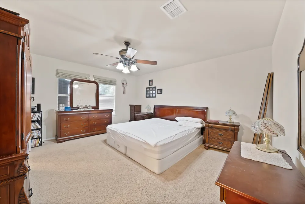 112 Blackforest Road Krum, TX 76249