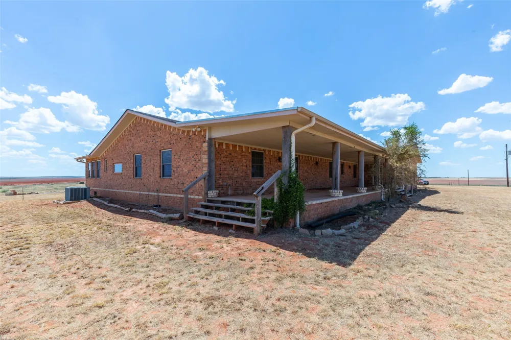 128 FM 1657 Rotan, TX 79546