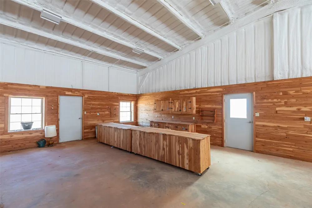 128 FM 1657 Rotan, TX 79546
