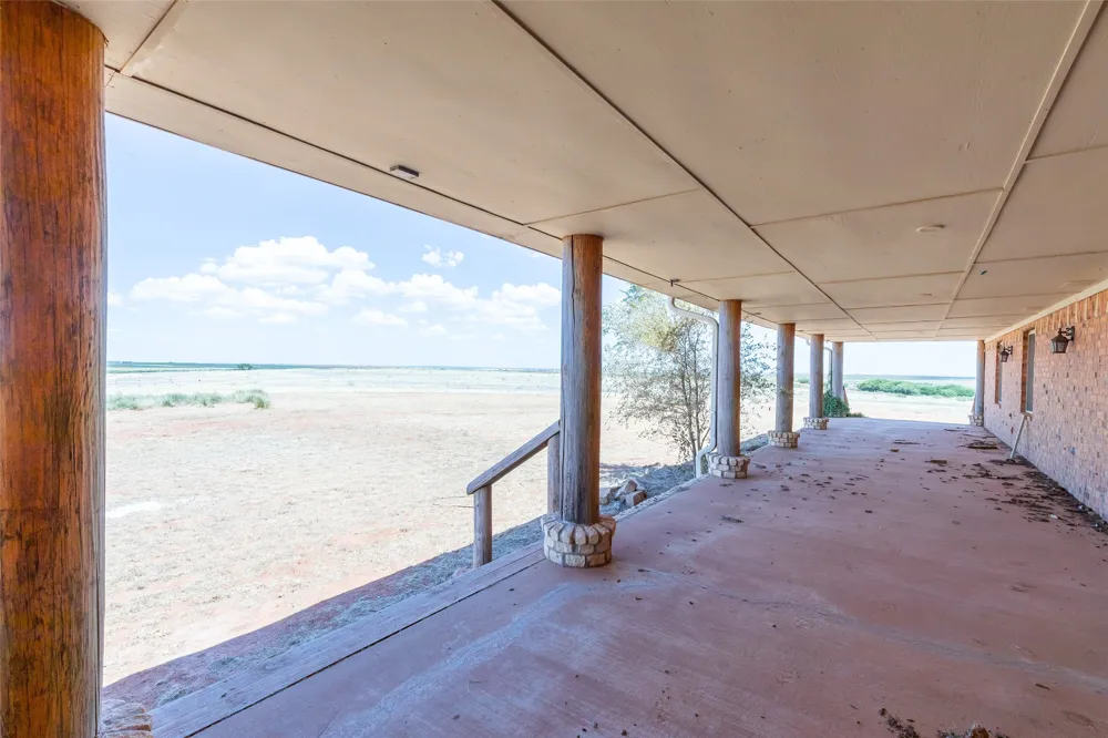 128 FM 1657 Rotan, TX 79546