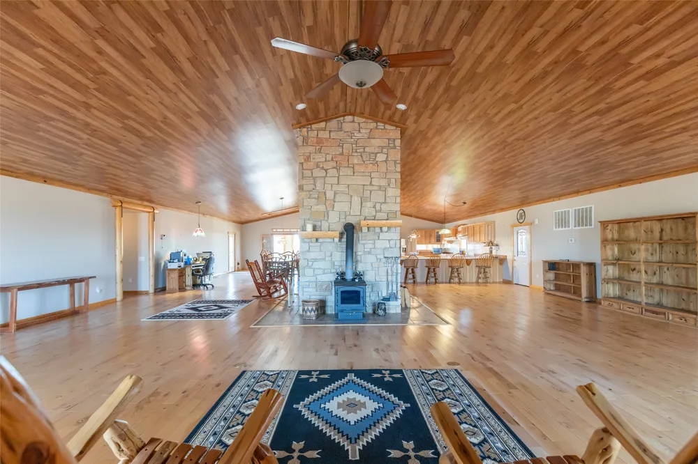 128 FM 1657 Rotan, TX 79546