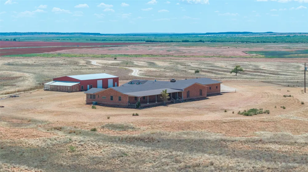 128 FM 1657 Rotan, TX 79546