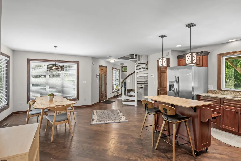6330 Estelle Ave Mays Landing, NJ 08330