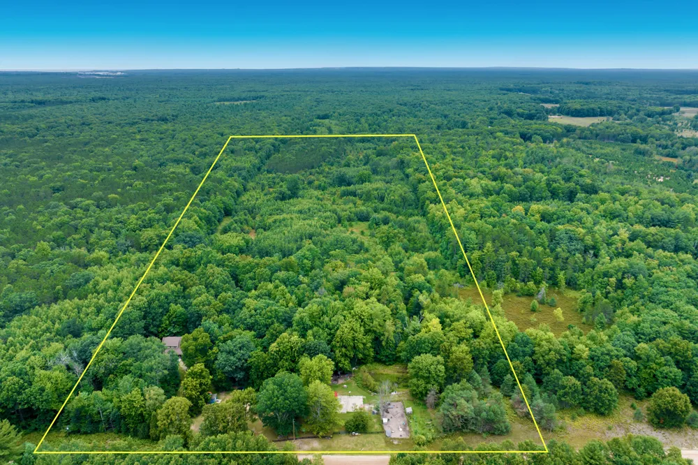 1846 E Koenig Road Free Soil, MI 49411