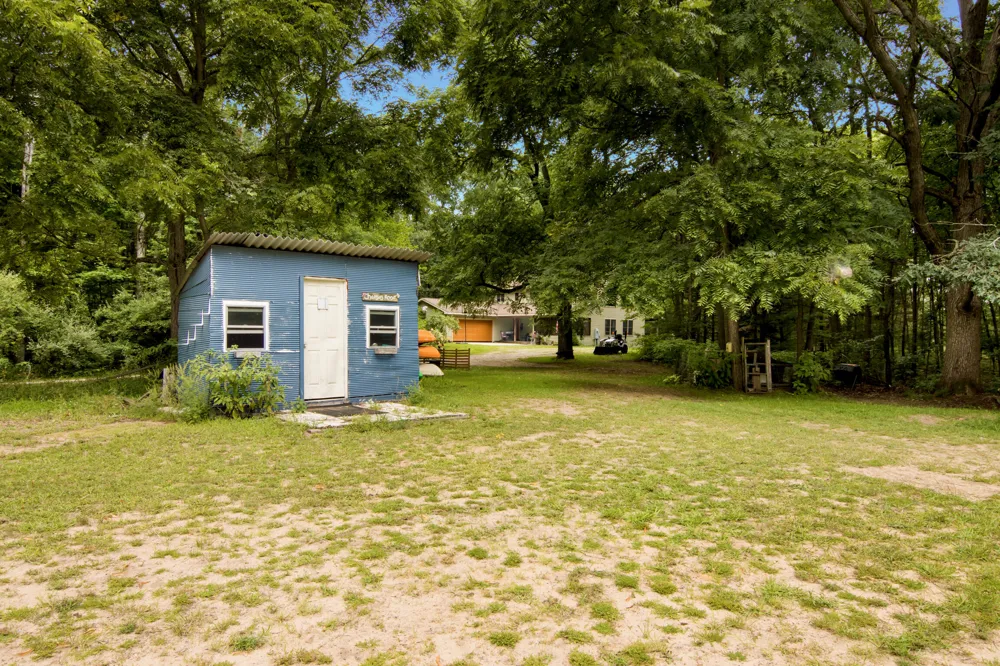1846 E Koenig Road Free Soil, MI 49411