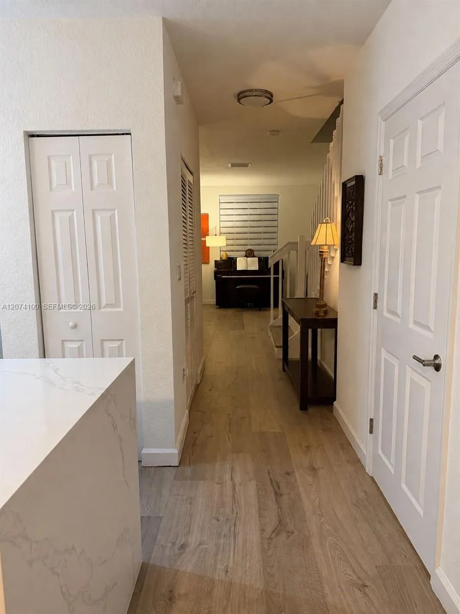 9259 SW 227th St #9-25 Cutler Bay, FL 33190