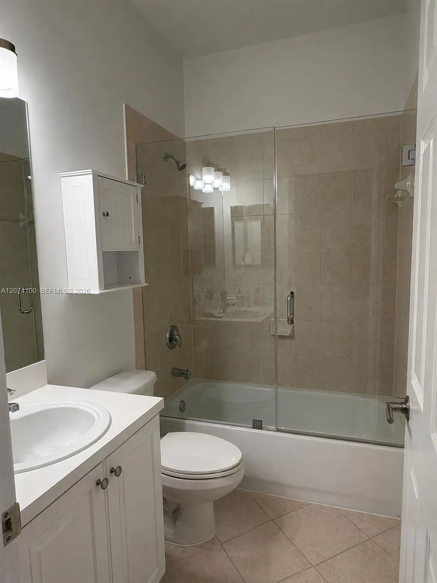 9259 SW 227th St #9-25 Cutler Bay, FL 33190