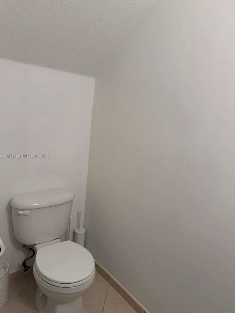 9259 SW 227th St #9-25 Cutler Bay, FL 33190