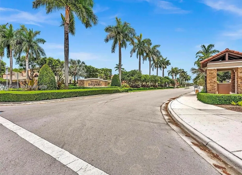9259 SW 227th St #9-25 Cutler Bay, FL 33190