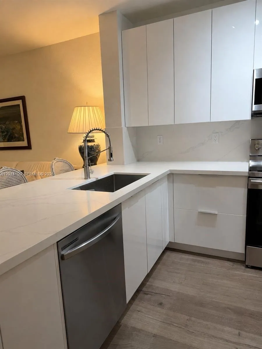 9259 SW 227th St #9-25 Cutler Bay, FL 33190