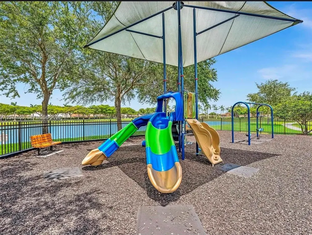 9259 SW 227th St #9-25 Cutler Bay, FL 33190