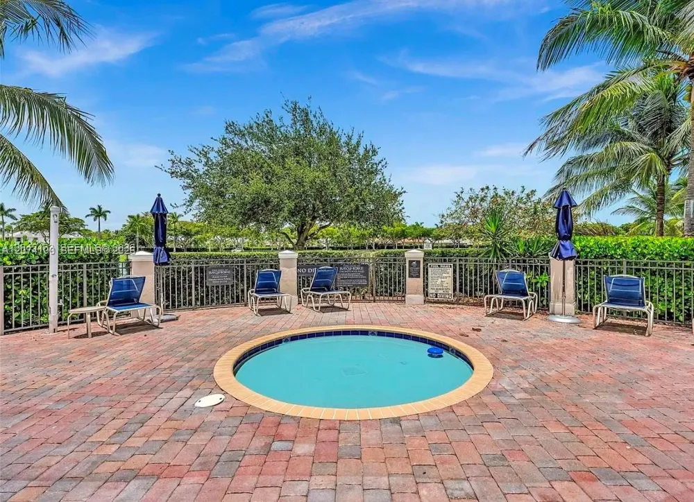 9259 SW 227th St #9-25 Cutler Bay, FL 33190