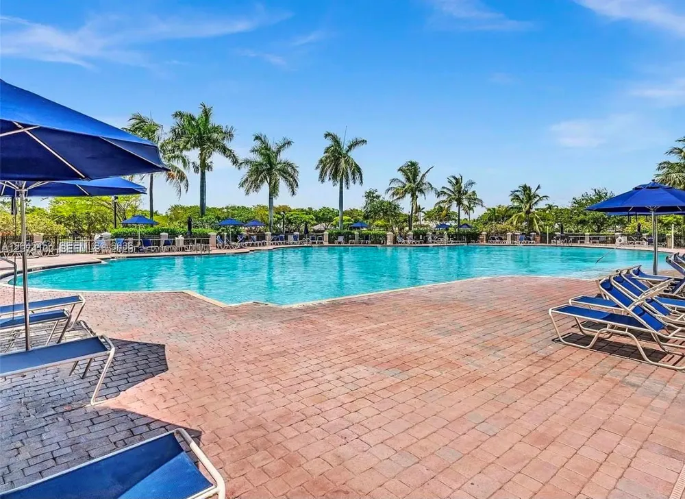 9259 SW 227th St #9-25 Cutler Bay, FL 33190