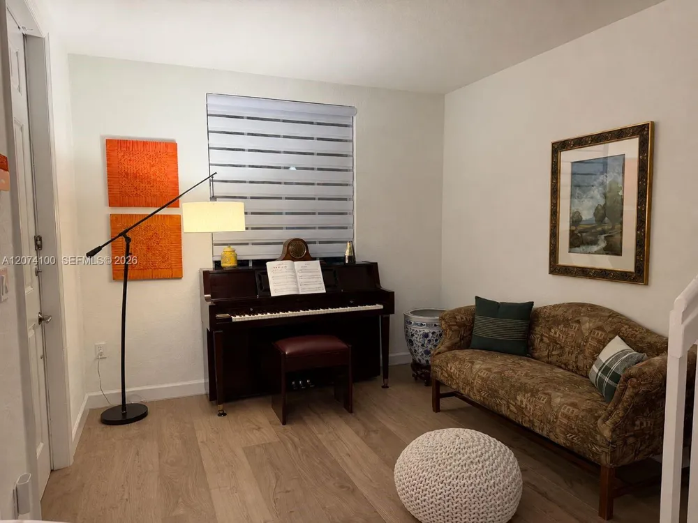 9259 SW 227th St #9-25 Cutler Bay, FL 33190