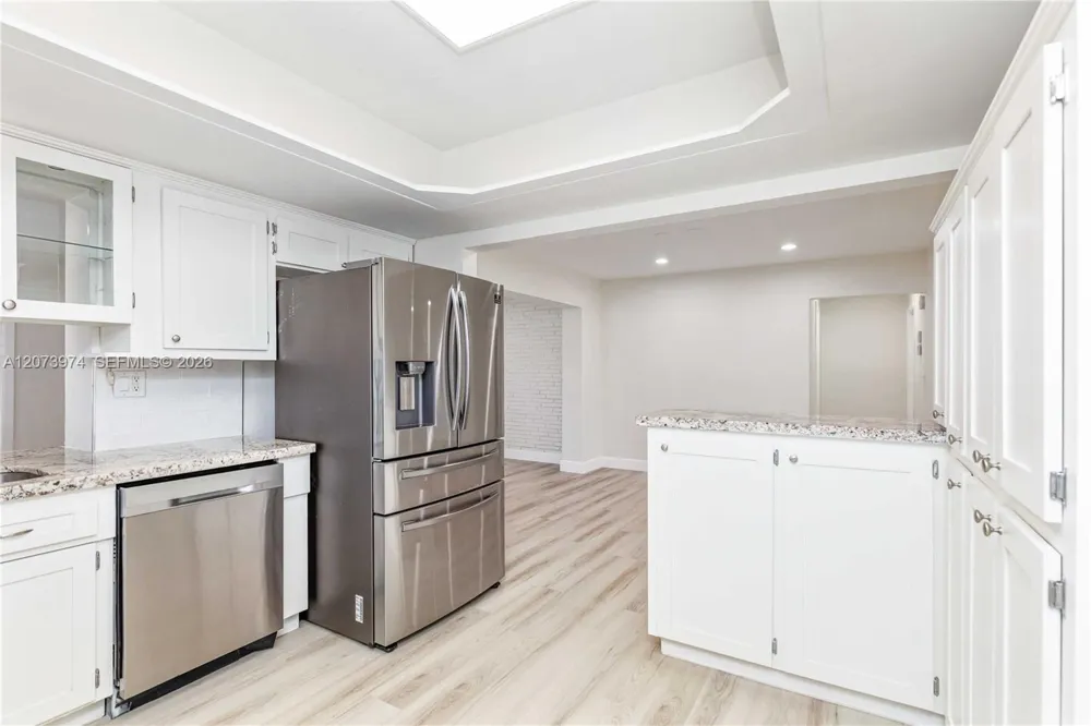 1900 NW 82nd Ter Pembroke Pines, FL 33024