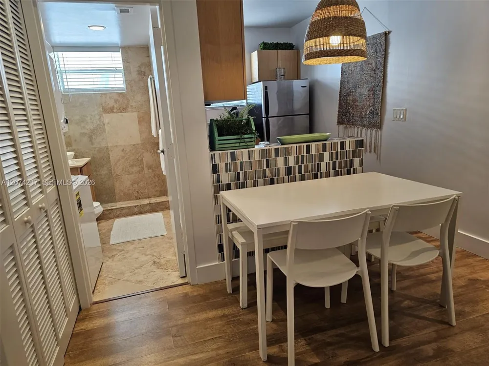 751 Collins Ave #3 Miami Beach, FL 33139