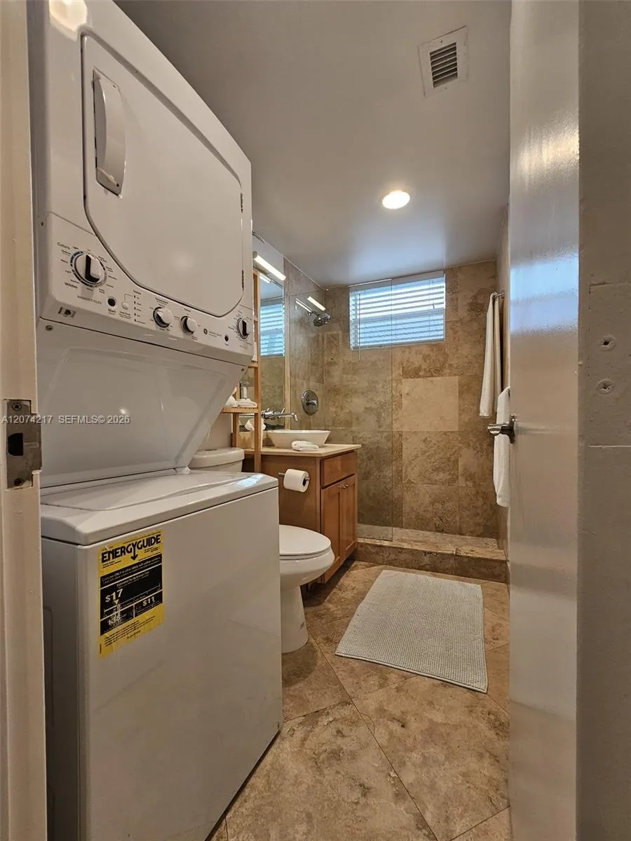 751 Collins Ave #3 Miami Beach, FL 33139