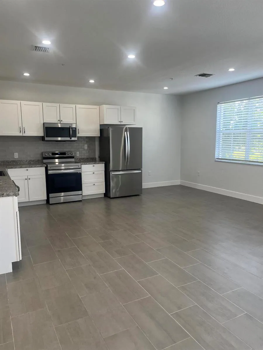 2137 SHOMA DRIVE #156 Royal Palm Beach, FL 33414