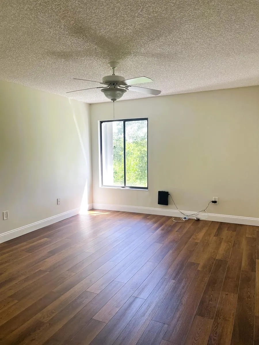 4300 GATOR TRACE DRIVE #H Fort Pierce, FL 34982