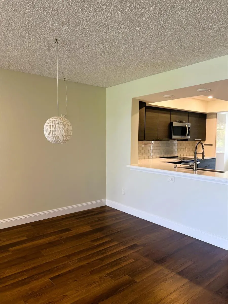 4300 GATOR TRACE DRIVE #H Fort Pierce, FL 34982