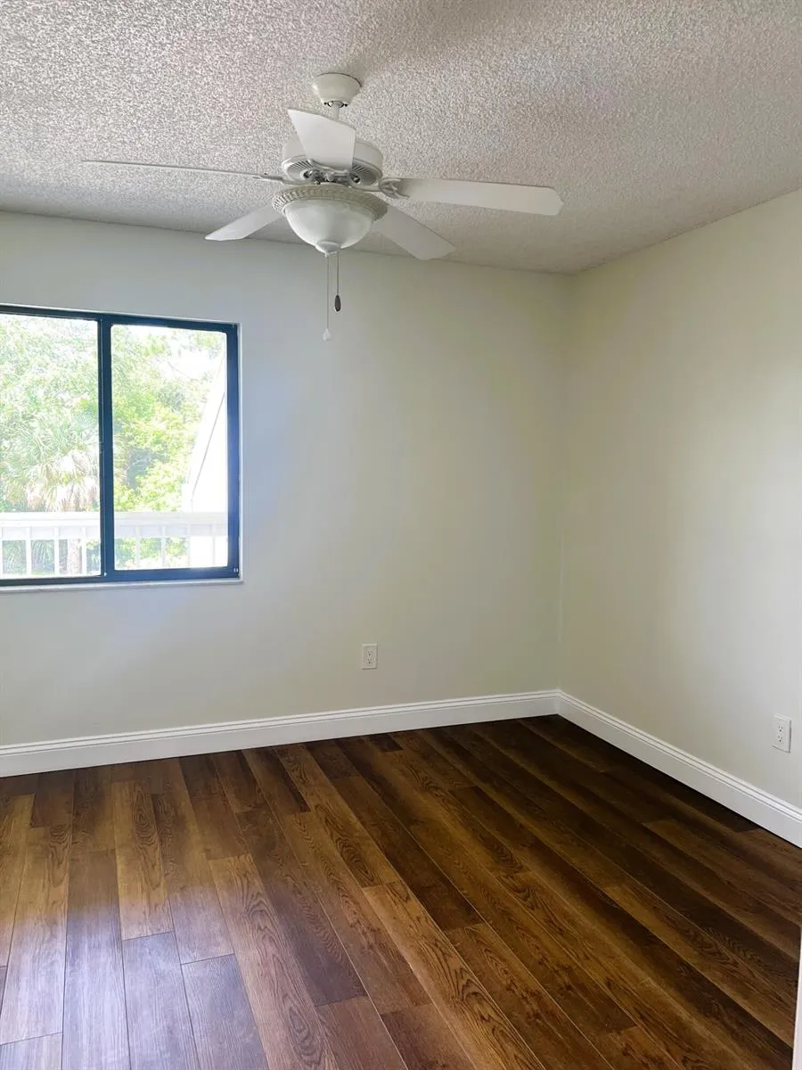 4300 GATOR TRACE DRIVE #H Fort Pierce, FL 34982