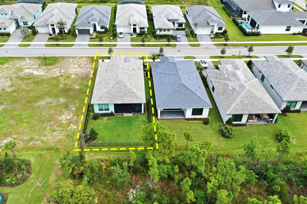 2165 SE MOSAIC BOULEVARD Port St. Lucie, FL 34984