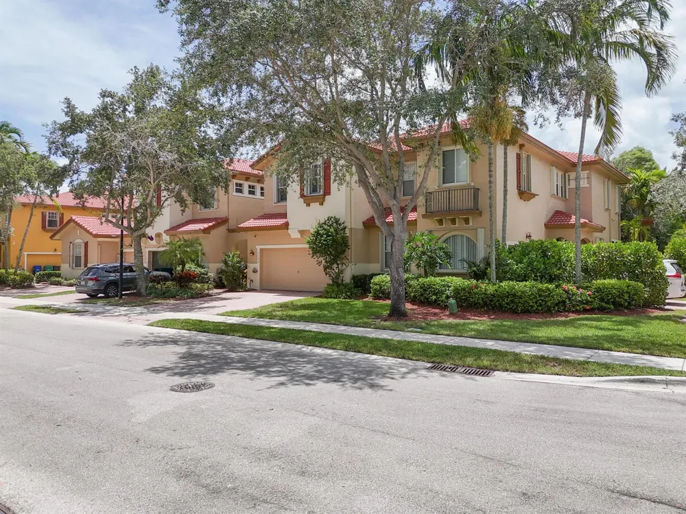 5794 NW 119TH TERRACE Coral Springs, FL 33076