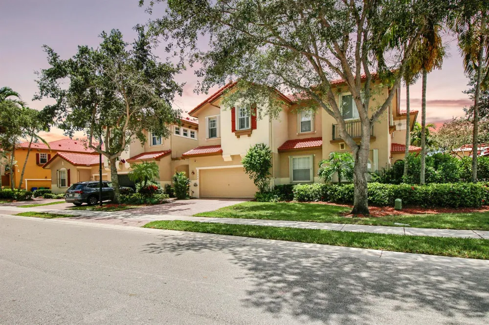 5794 NW 119TH TERRACE Coral Springs, FL 33076